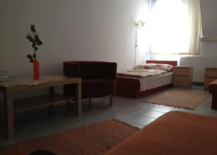 Hotell Timon Vecsés