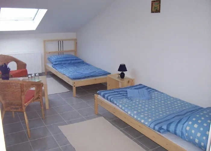 Timon Hotell Vecsés