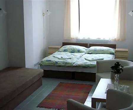 Timon Budapest